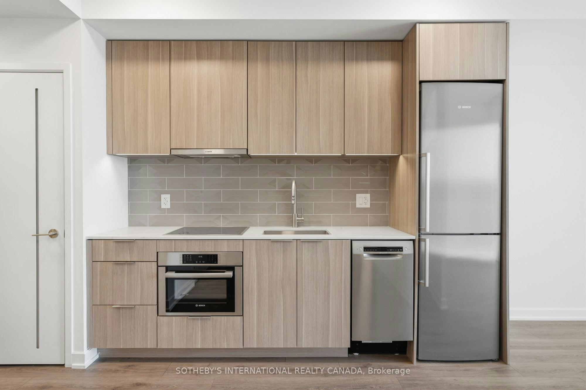 1420-88 Bathurst Street, Toronto, ON, M5V 0W8 - 9