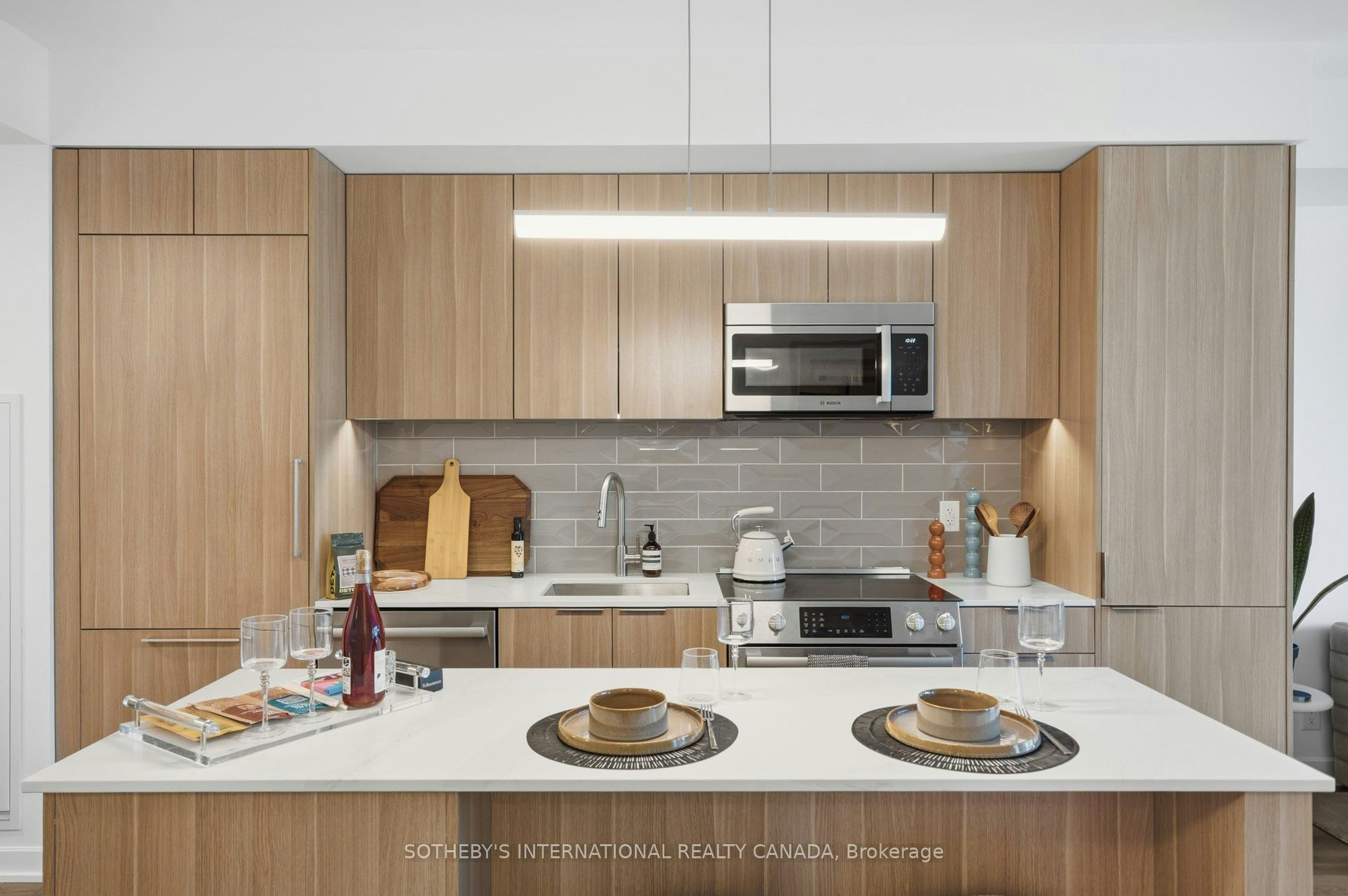 1212-88 Bathurst Street, Toronto, ON, M5V 0W8 - 9