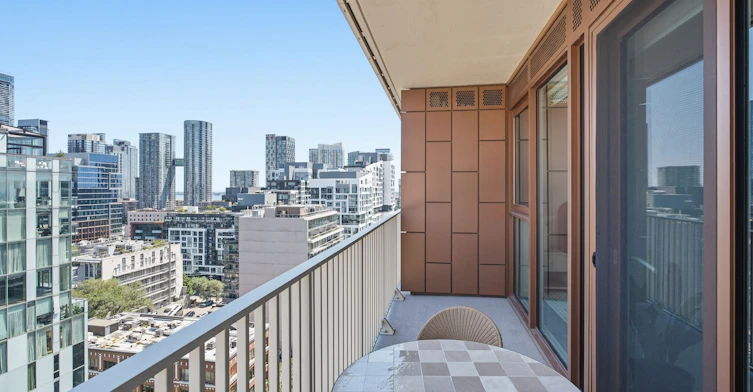 1212-88 Bathurst Street, Toronto, ON, M5V 0W8 - 23