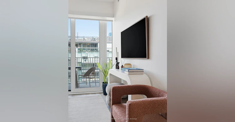 1212-88 Bathurst Street, Toronto, ON, M5V 0W8 - 14