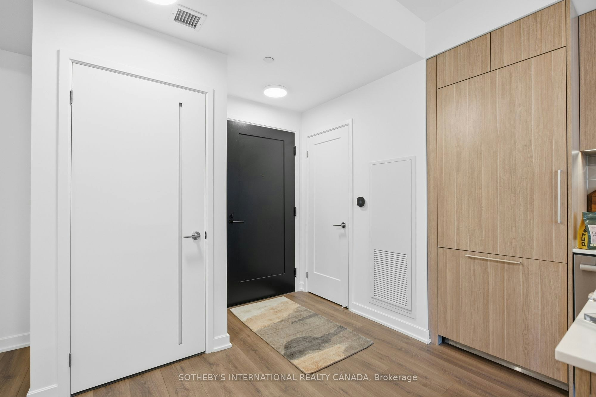 1212-88 Bathurst Street, Toronto, ON, M5V 0W8 - 2