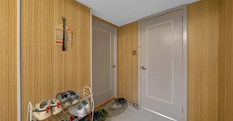 Bsmnt A-386 Ellerslie Avenue, Toronto, ON, M2R 1B9 - 3