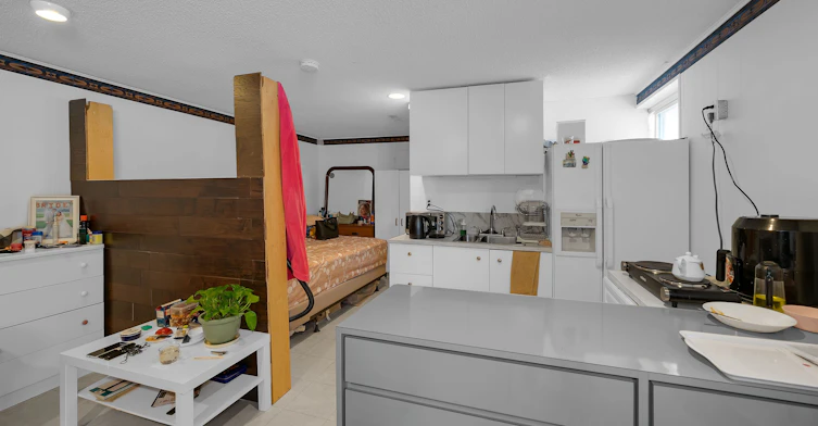 Bsmnt A-386 Ellerslie Avenue, Toronto, ON, M2R 1B9 - 9
