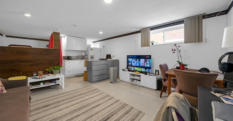 Bsmnt A-386 Ellerslie Avenue, Toronto, ON, M2R 1B9