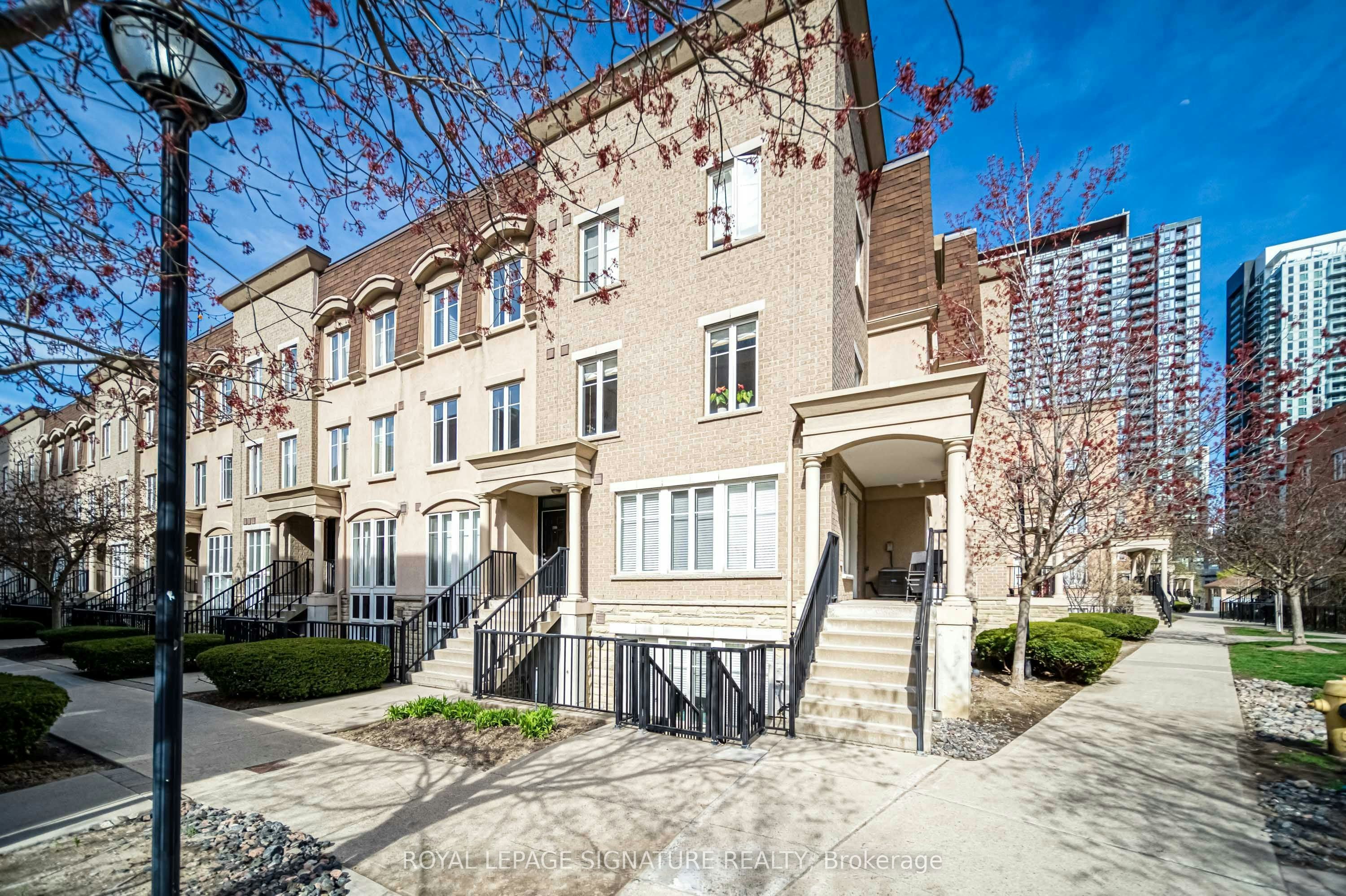 704-42 Western Battery Road, Toronto, ON, M6K 3P1