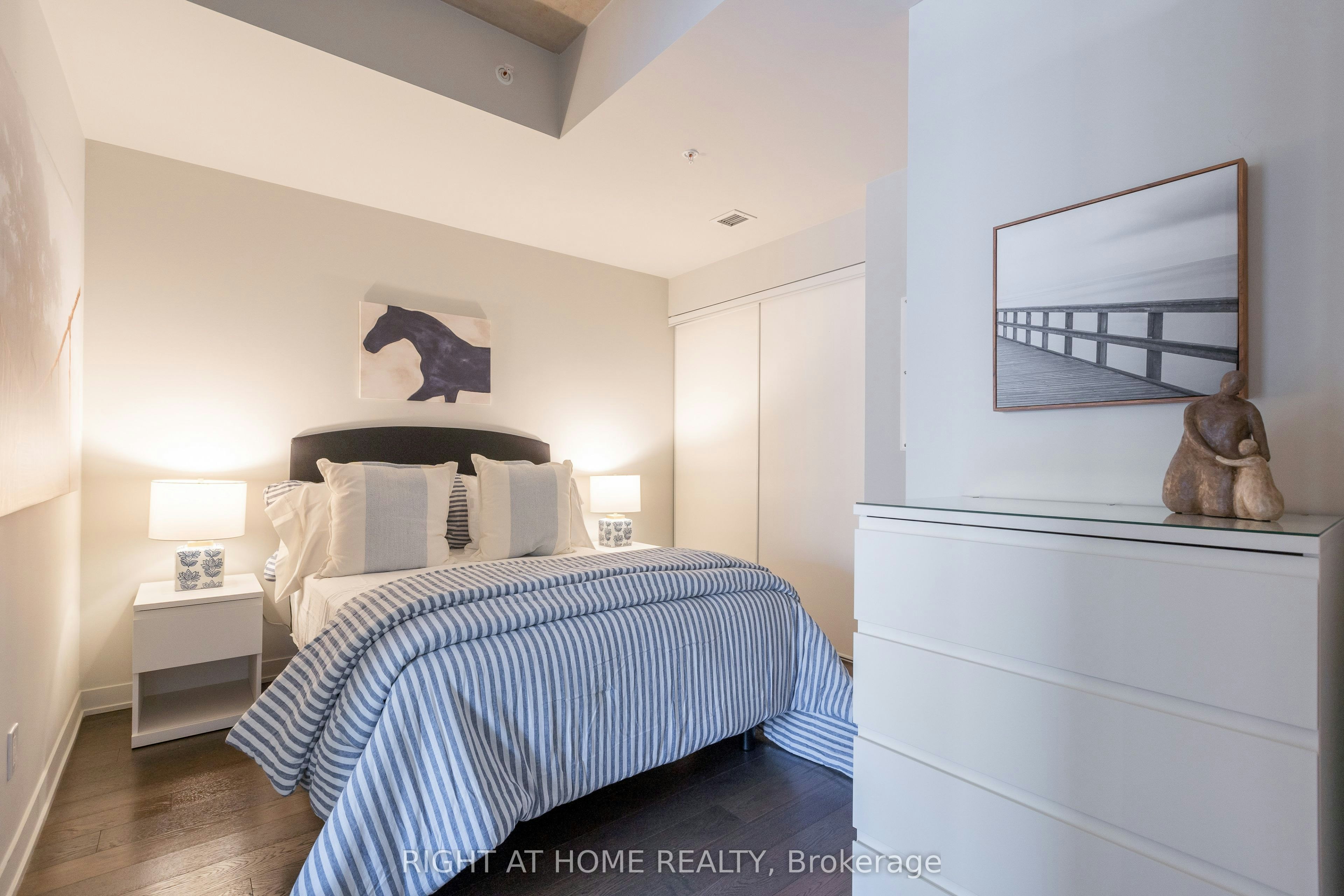 202-130 Rusholme Road, Toronto, ON, M6H 2Y7 - 4