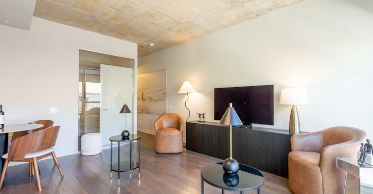 202-130 Rusholme Road, Toronto, ON, M6H 2Y7 - 8