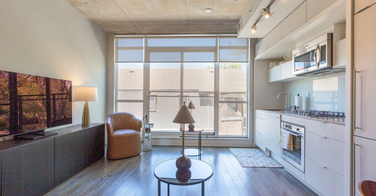 202-130 Rusholme Road, Toronto, ON, M6H 2Y7 - 13