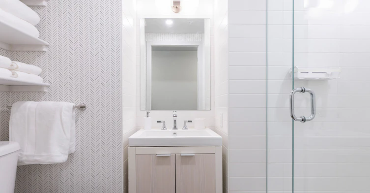202-130 Rusholme Road, Toronto, ON, M6H 2Y7 - 14