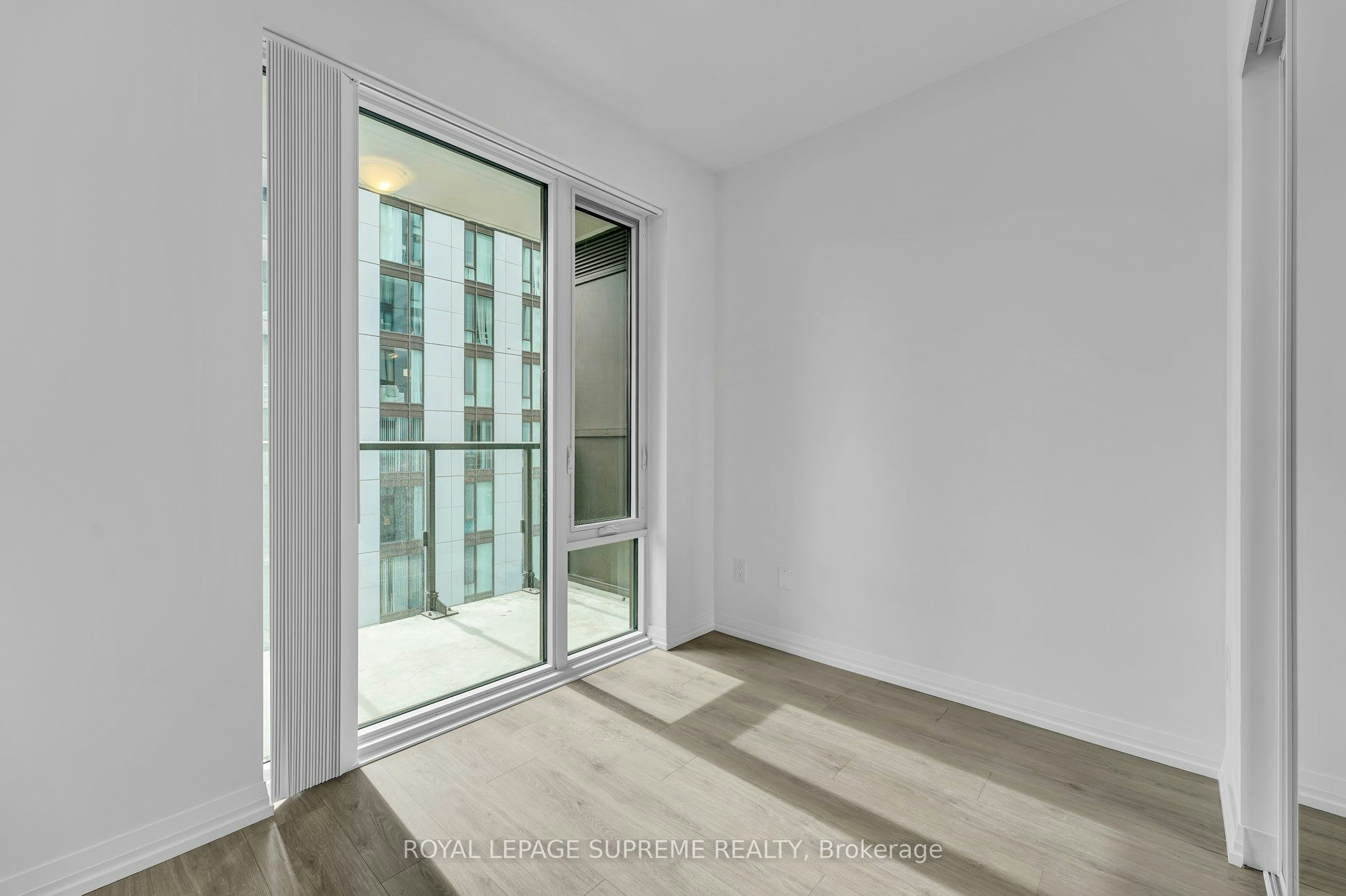 2929-28 Widmer Street, Toronto, ON, M5V 0T2 - 5
