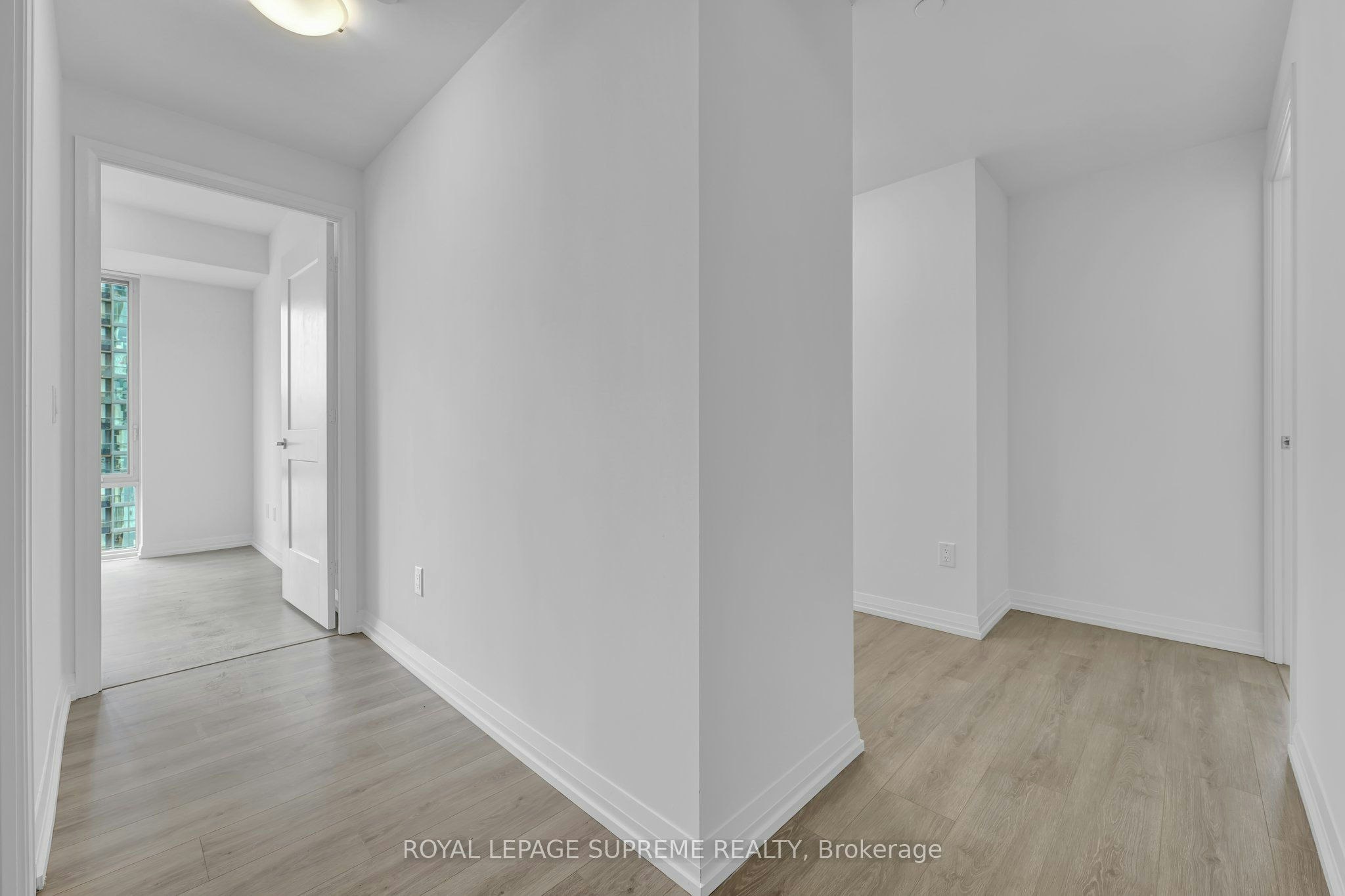 2929-28 Widmer Street, Toronto, ON, M5V 0T2 - 11