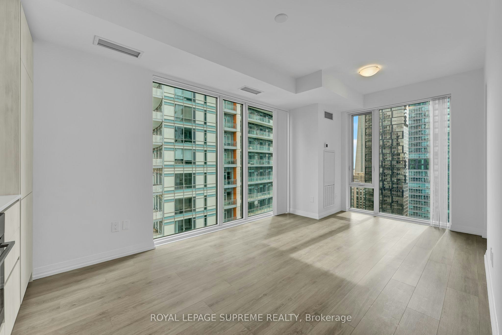 2929-28 Widmer Street, Toronto, ON, M5V 0T2 - 8