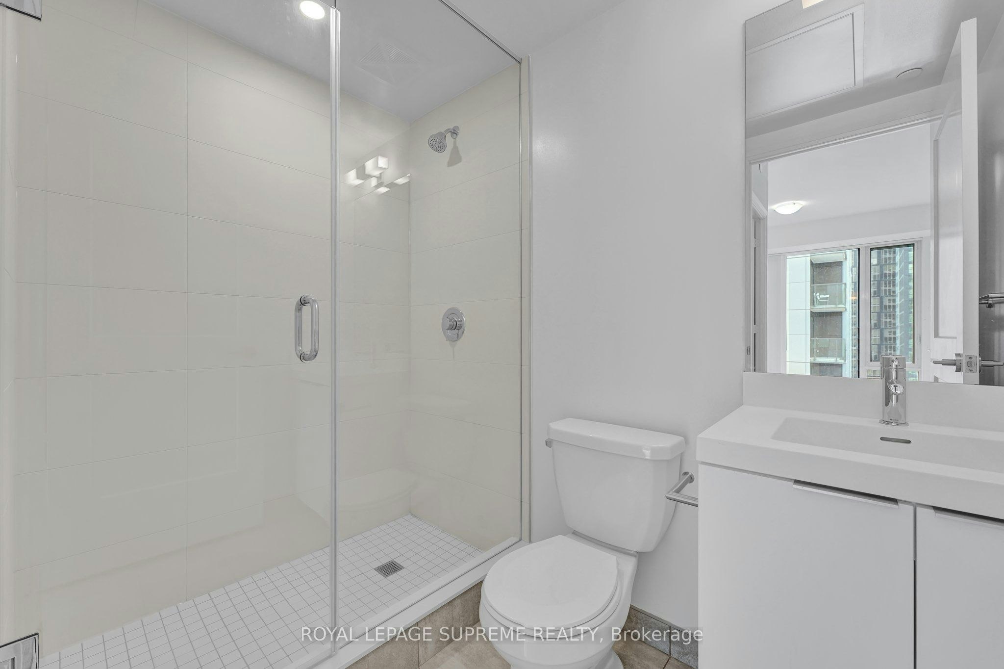 2929-28 Widmer Street, Toronto, ON, M5V 0T2 - 12