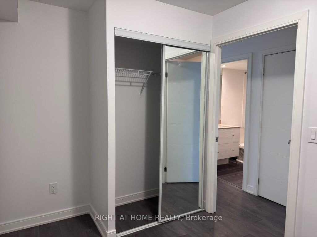 1232-525 Adelaide Street W, Toronto, ON, M5V 0N7 - 4