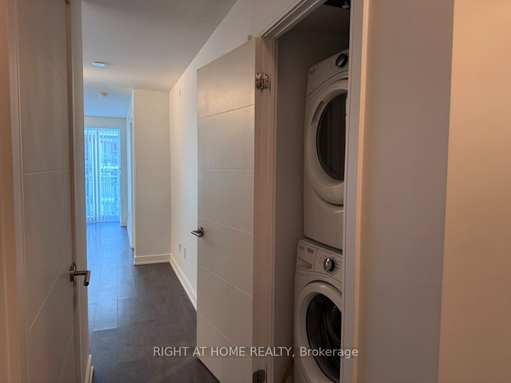 1232-525 Adelaide Street W, Toronto, ON, M5V 0N7 - 8