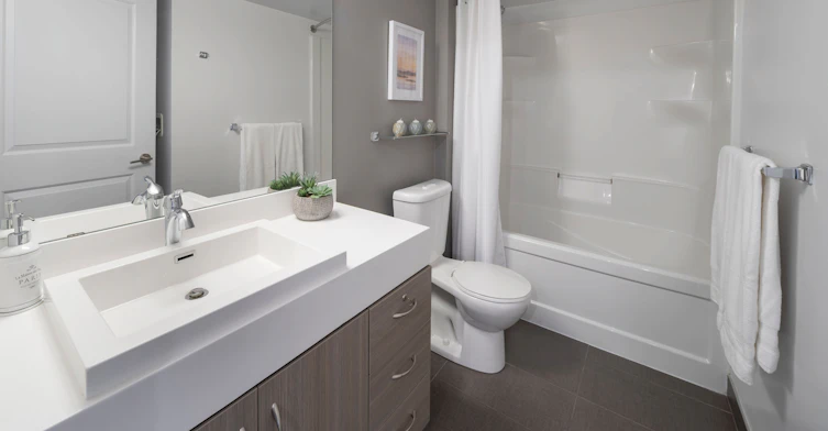601-132 Berkeley Street, Toronto, ON, M5A 2W9 - 9