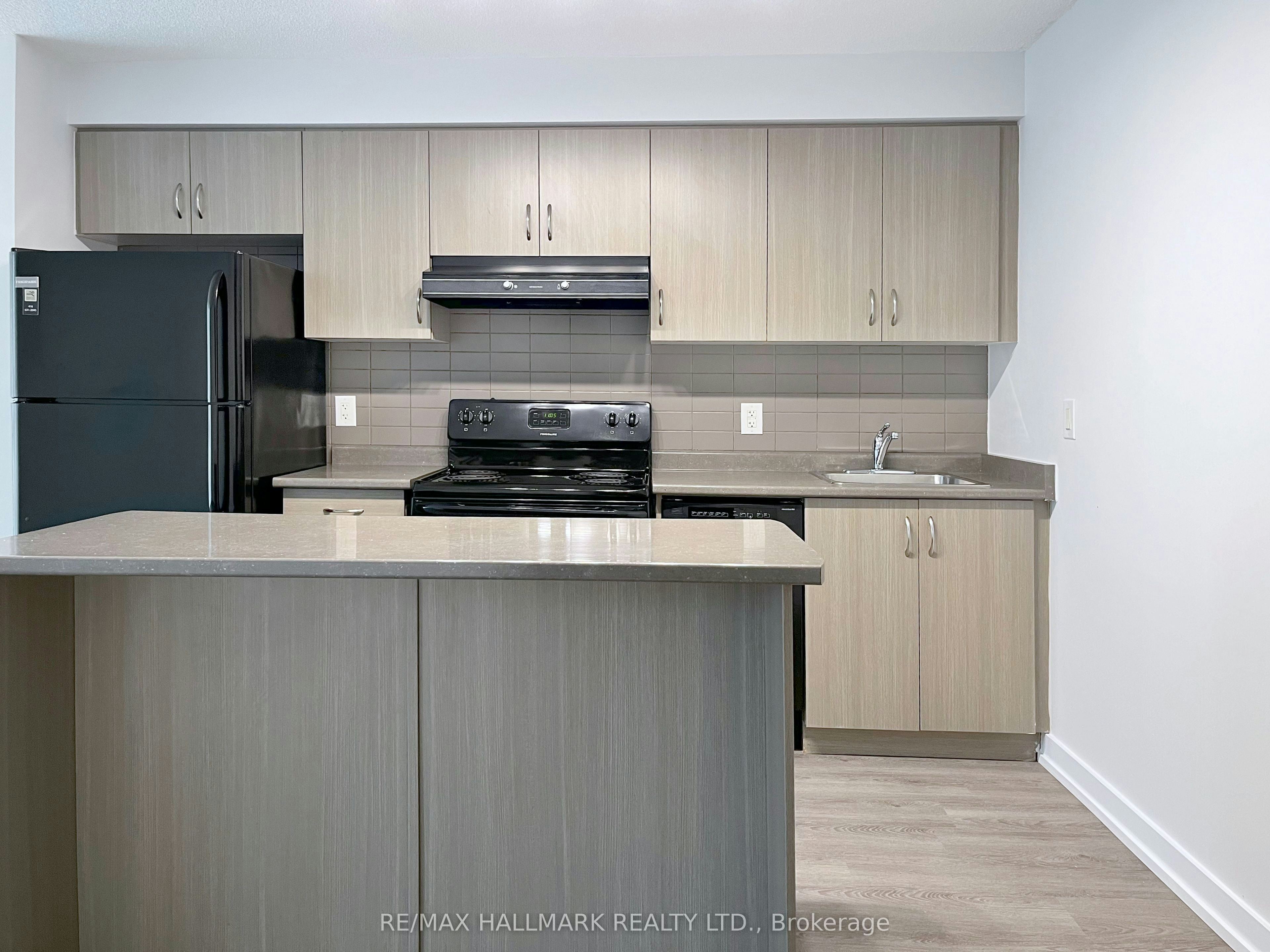 601-132 Berkeley Street, Toronto, ON, M5A 2W9 - 4