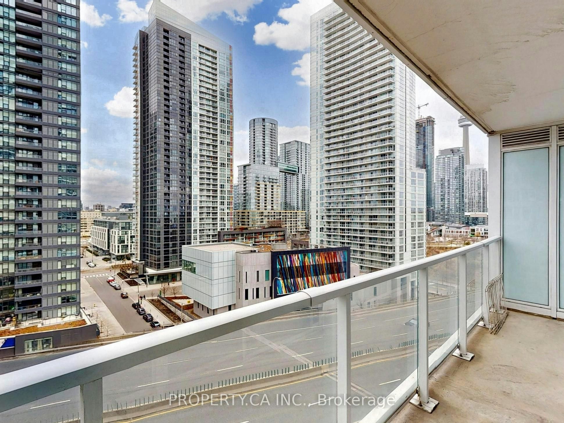 1209-17 Bathurst Street, Toronto, ON, M5V 0N1 - 32