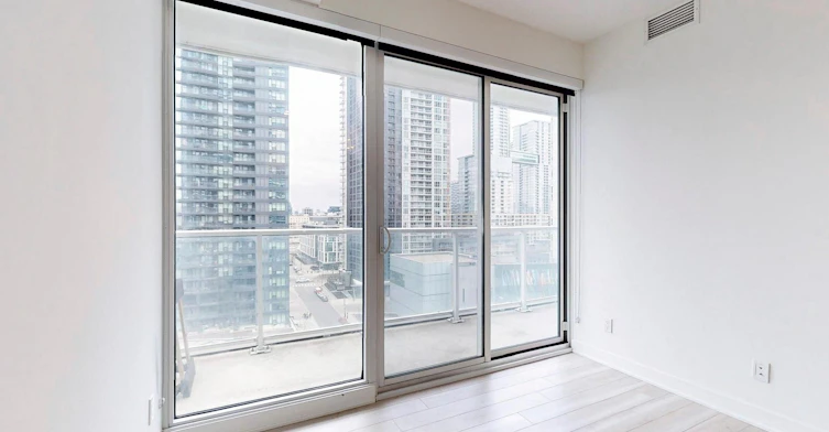 1209-17 Bathurst Street, Toronto, ON, M5V 0N1 - 11