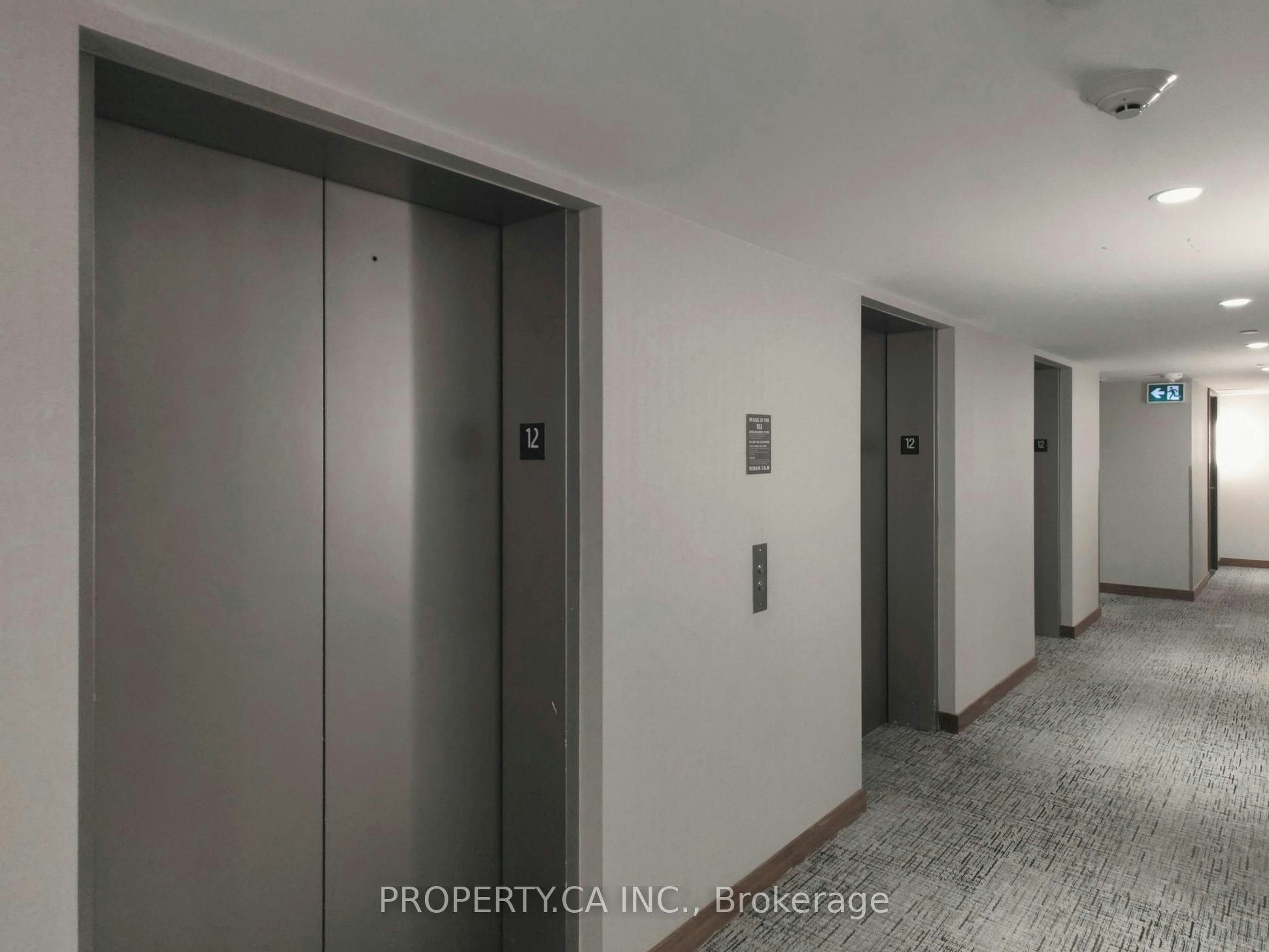 1209-17 Bathurst Street, Toronto, ON, M5V 0N1 - 35