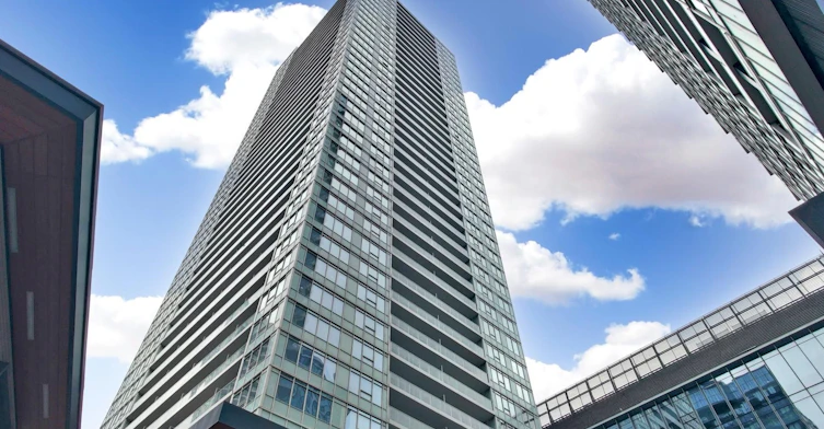 1209-17 Bathurst Street, Toronto, ON, M5V 0N1