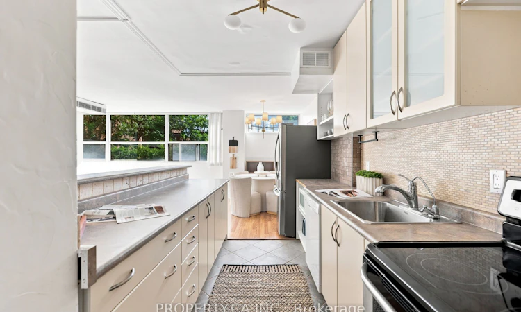 202-60 Montclair Avenue