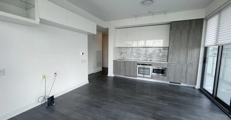 3809-50 Charles Street E, Toronto, ON, M4Y 0C3 - 2