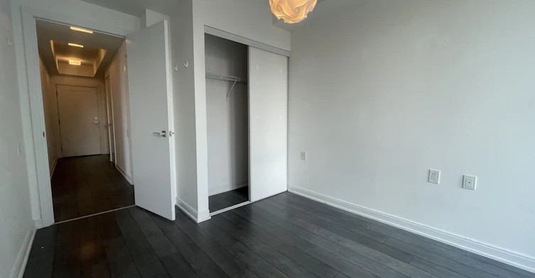 3809-50 Charles Street E, Toronto, ON, M4Y 0C3 - 4