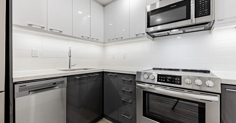 1502-191 Sherbourne Street, Toronto, ON, M5A 3X1 - 2