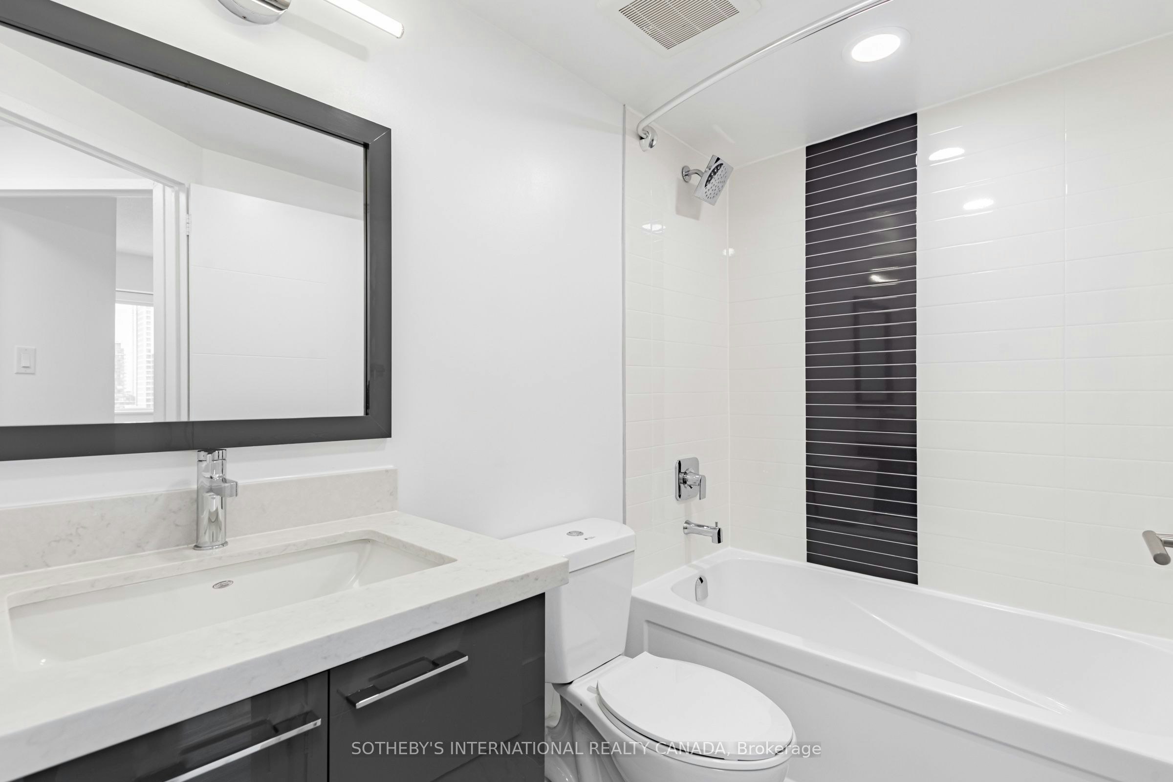 N2106-201 Sherbourne Street, Toronto, ON, M5A 3X1 - 9