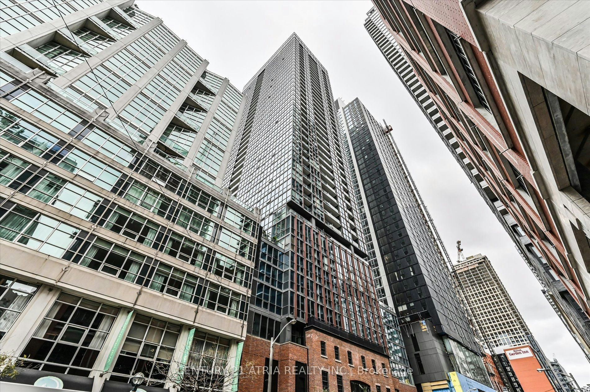 2605-88 Blue Jays Way, Toronto, ON, M5V 0L7 - 2