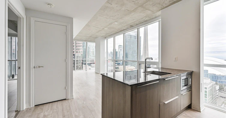 2605-88 Blue Jays Way, Toronto, ON, M5V 0L7 - 7