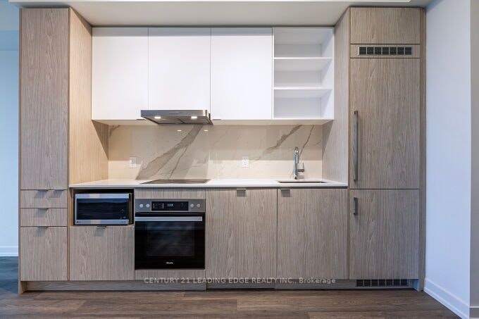 5706-55 Cooper Street, Toronto, ON, M5E 0G1 - 4