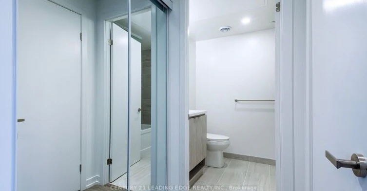 5706-55 Cooper Street, Toronto, ON, M5E 0G1 - 12