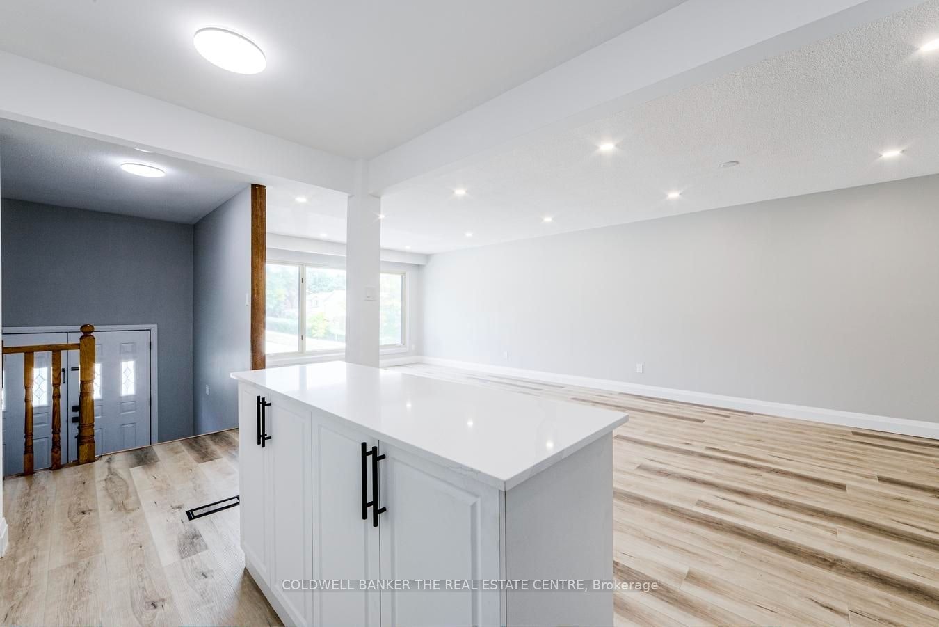 Upper-246 Cherokee Blvd Boulevard, Toronto, ON, M2H 2J7 - 13