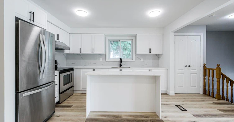 Upper-246 Cherokee Blvd Boulevard, Toronto, ON, M2H 2J7 - 10