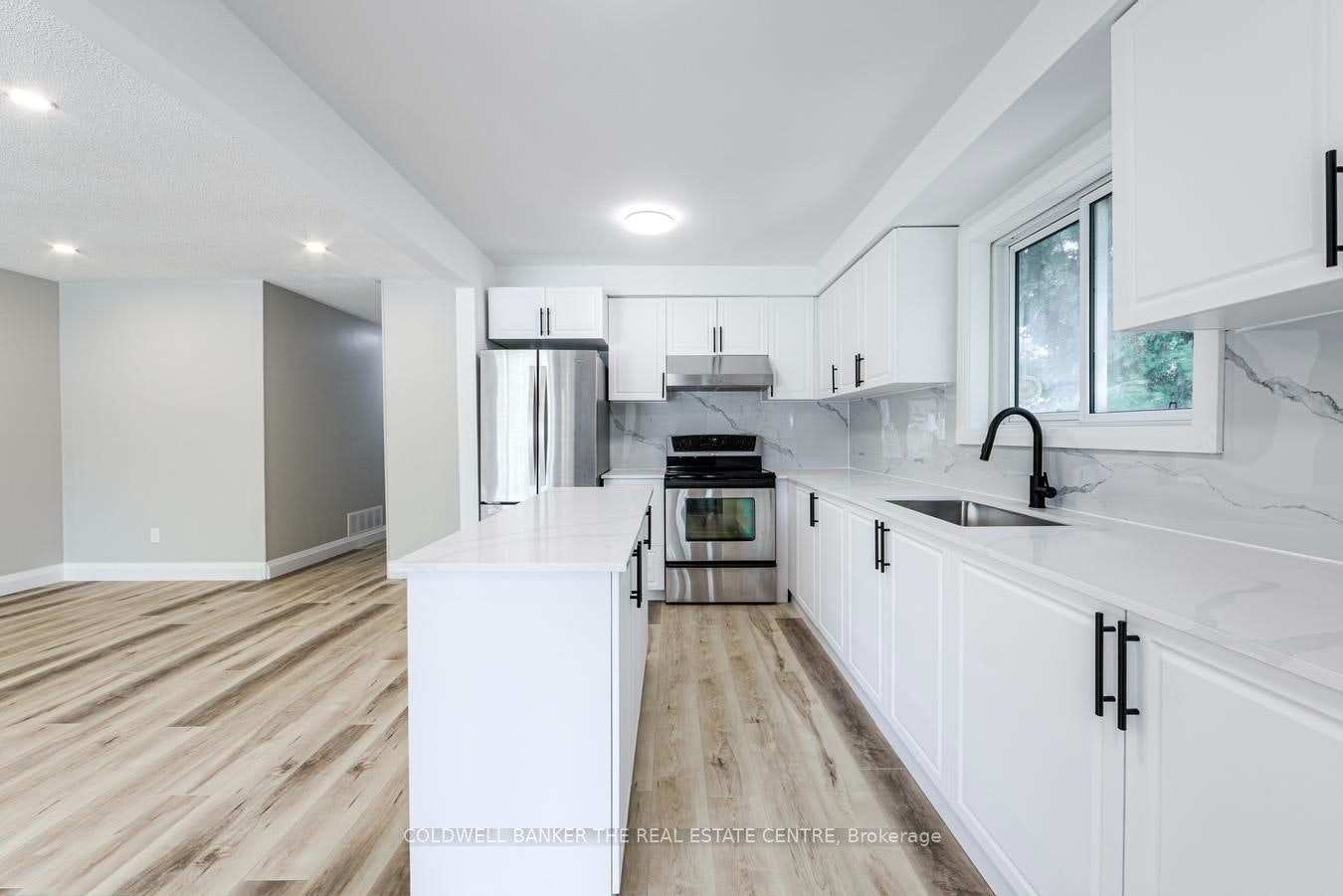 Upper-246 Cherokee Blvd Boulevard, Toronto, ON, M2H 2J7 - 12