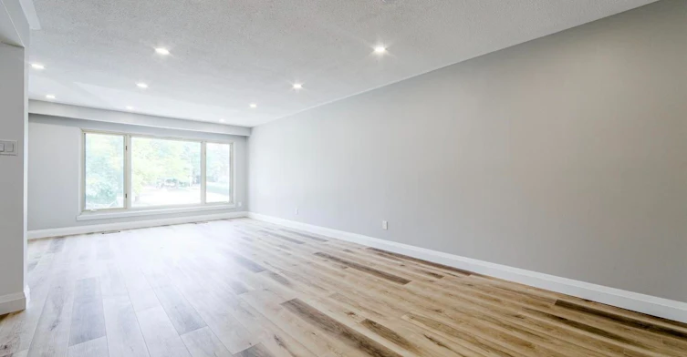 Upper-246 Cherokee Blvd Boulevard, Toronto, ON, M2H 2J7 - 6