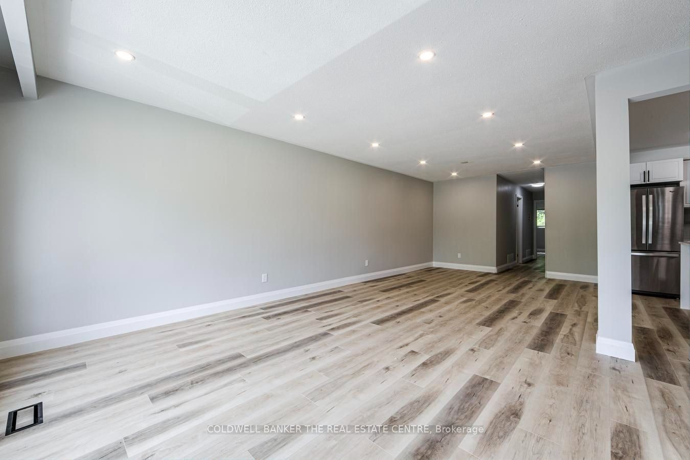 Upper-246 Cherokee Blvd Boulevard, Toronto, ON, M2H 2J7 - 7
