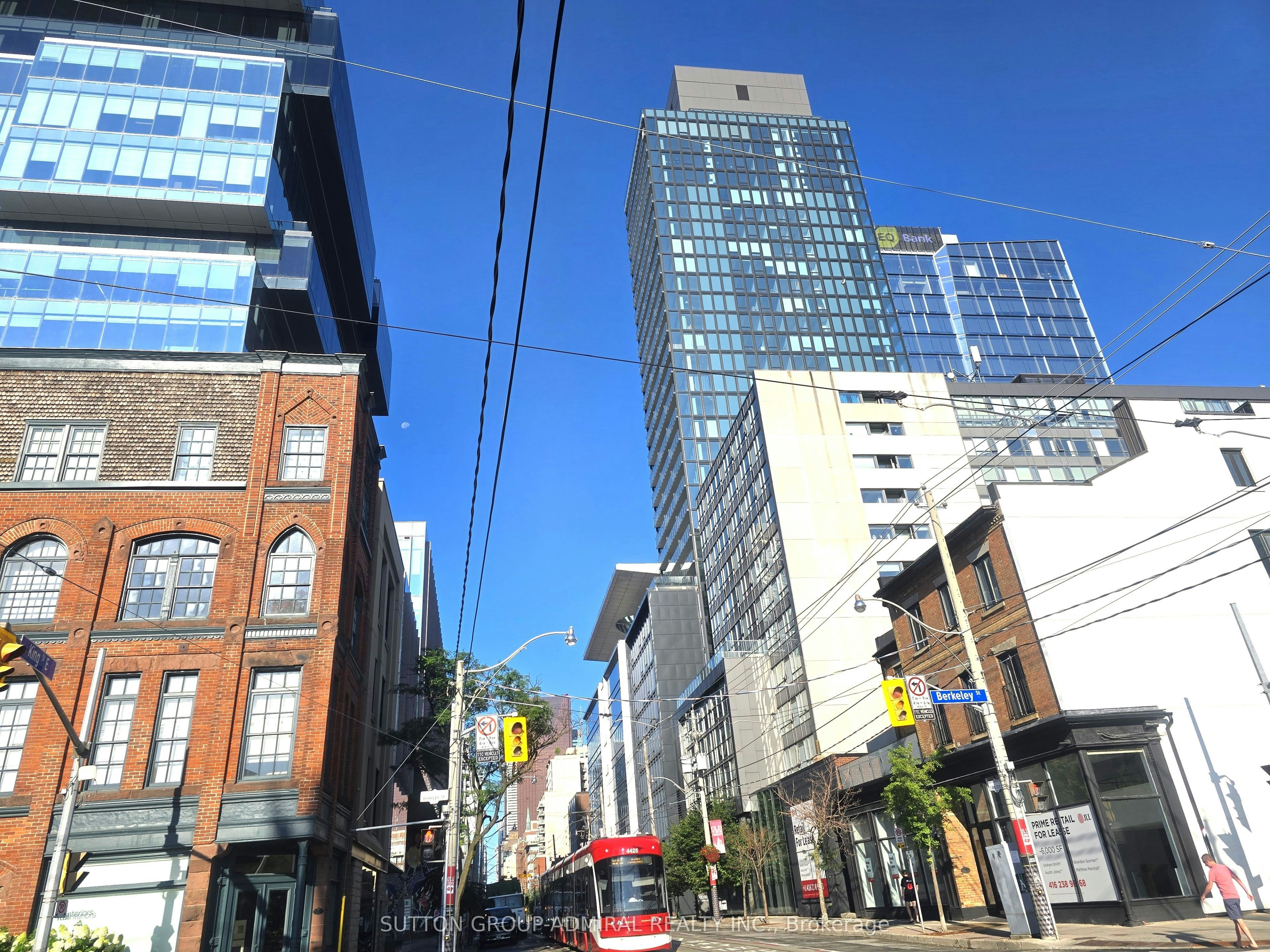 2202-284 King Street E, Toronto, ON, M5A 1K4