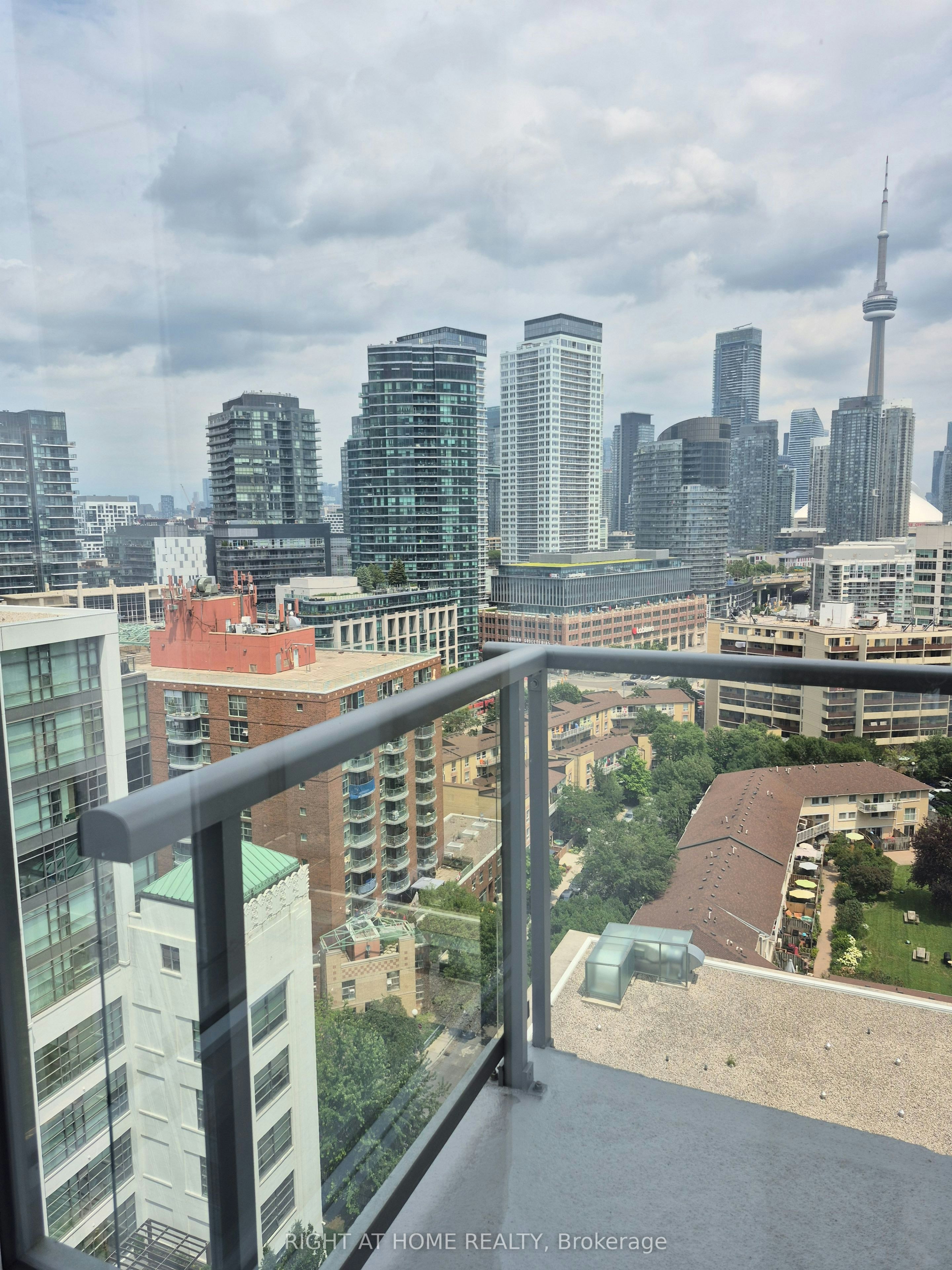 1807-90 Stadium Road, Toronto, ON, M5V 3W5 - 21