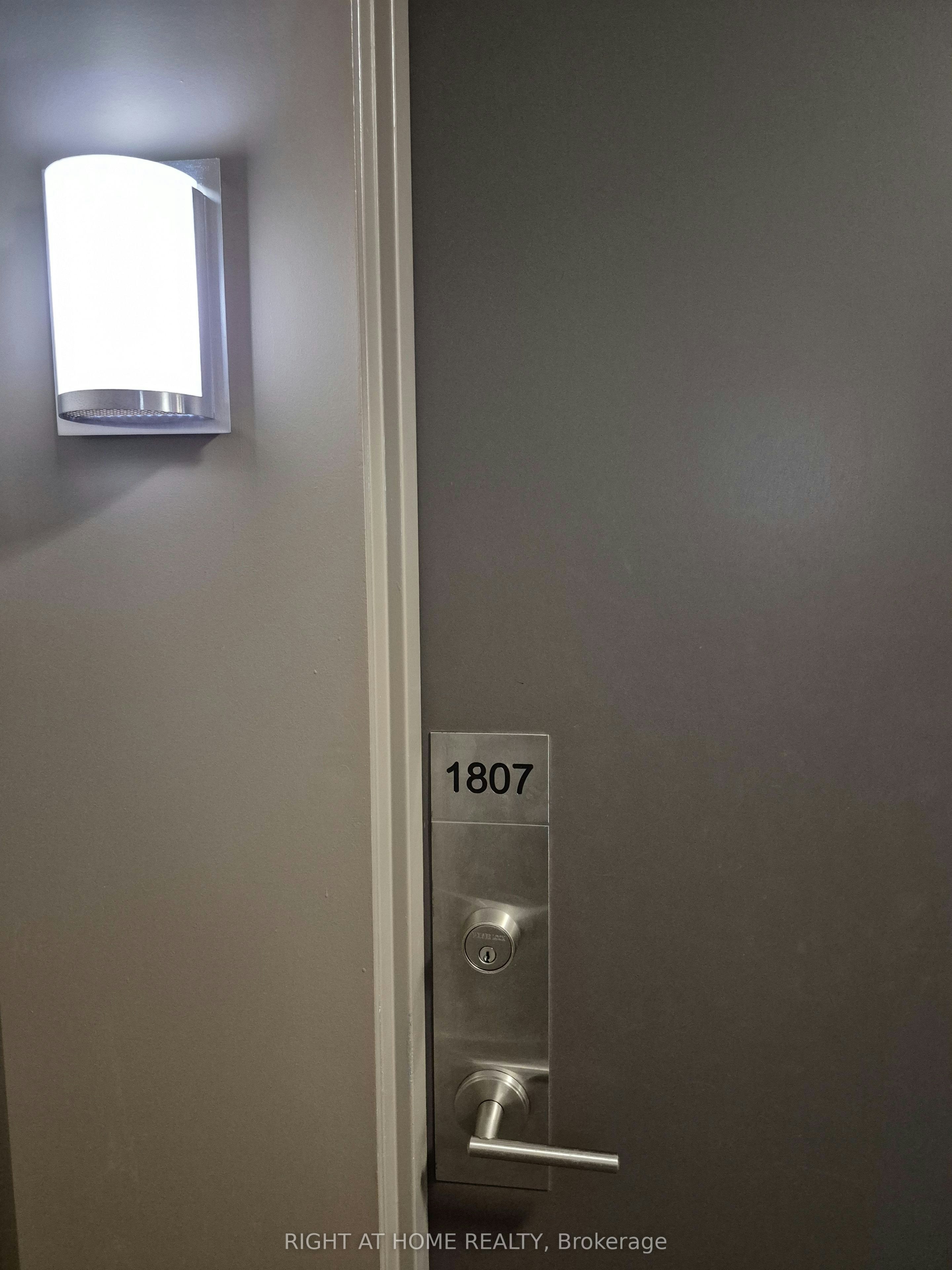 1807-90 Stadium Road, Toronto, ON, M5V 3W5