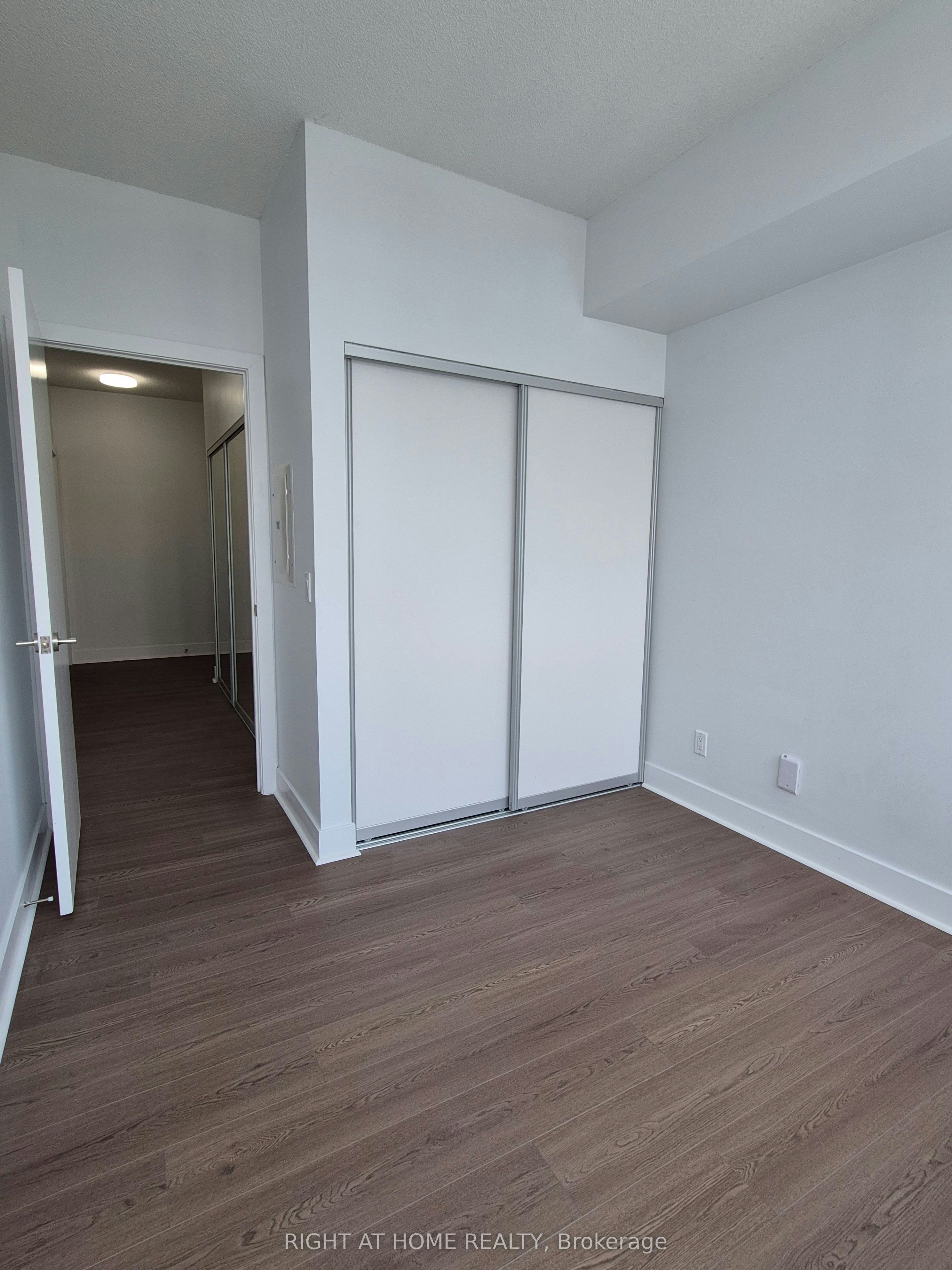 1807-90 Stadium Road, Toronto, ON, M5V 3W5 - 7