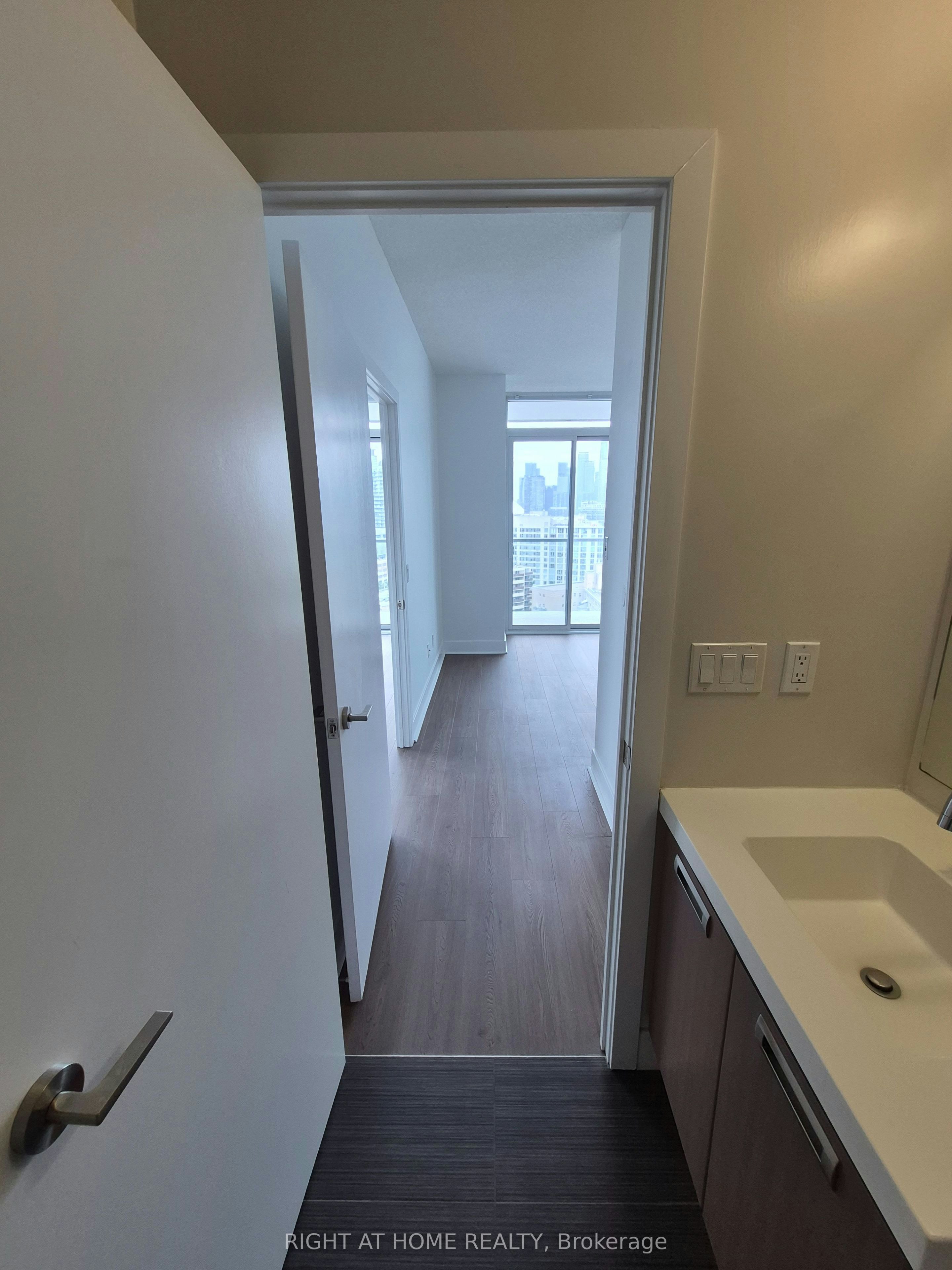 1807-90 Stadium Road, Toronto, ON, M5V 3W5 - 20