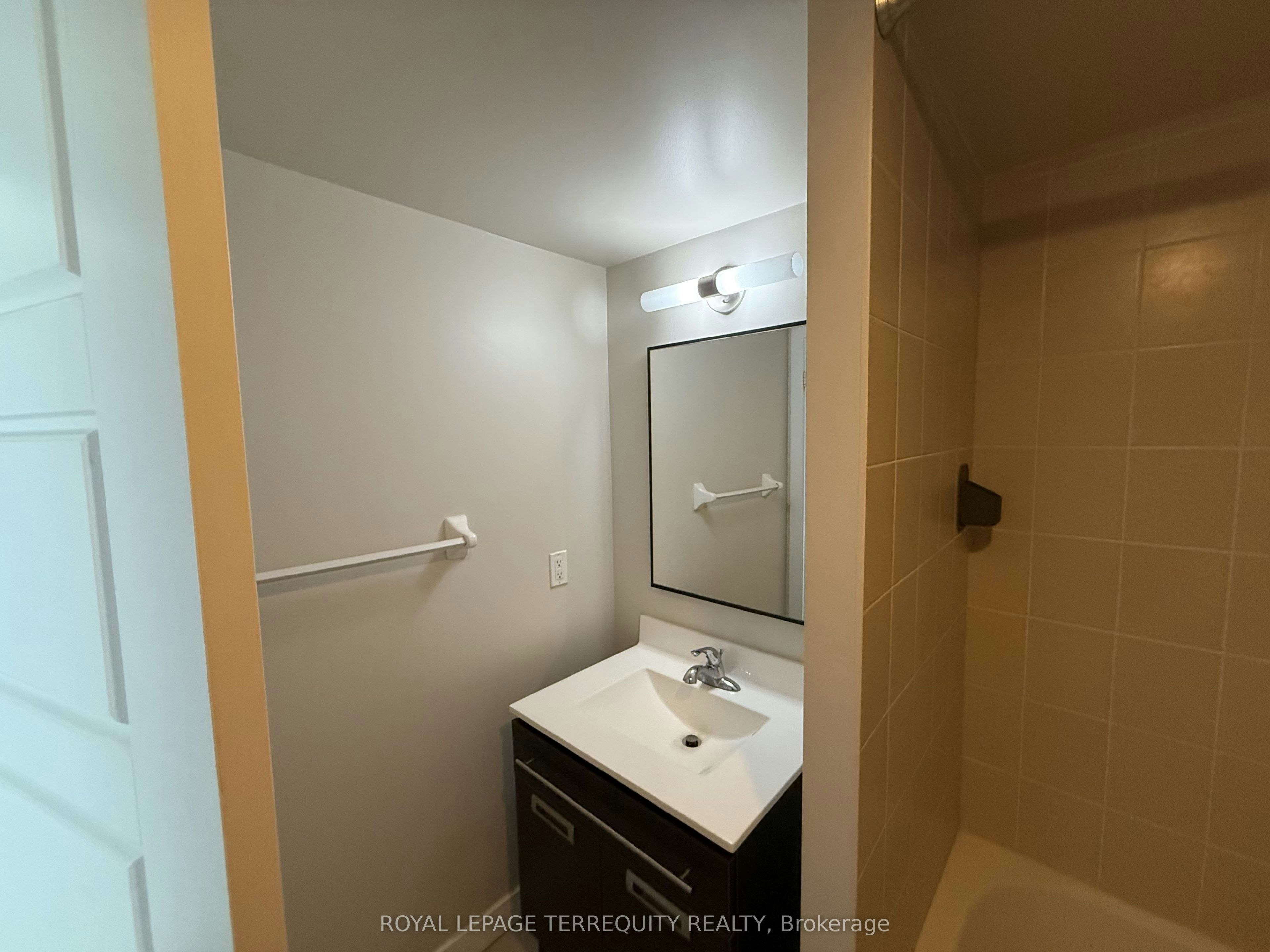 2008-100 Western Battery Road, Toronto, ON, M6K 3S2 - 15