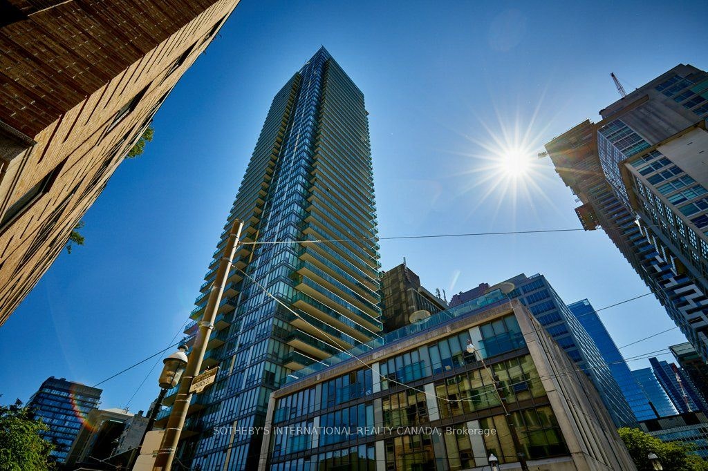 4204-33 Lombard Street, Toronto, ON, M5C 3H8