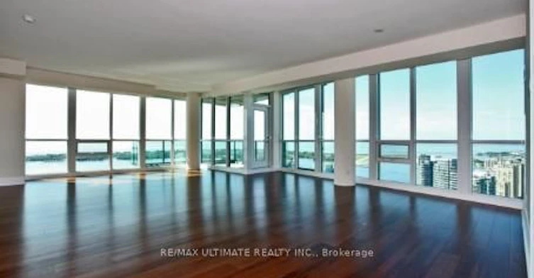 4807-33 Bay Street, Toronto, ON, M5J 2Z3