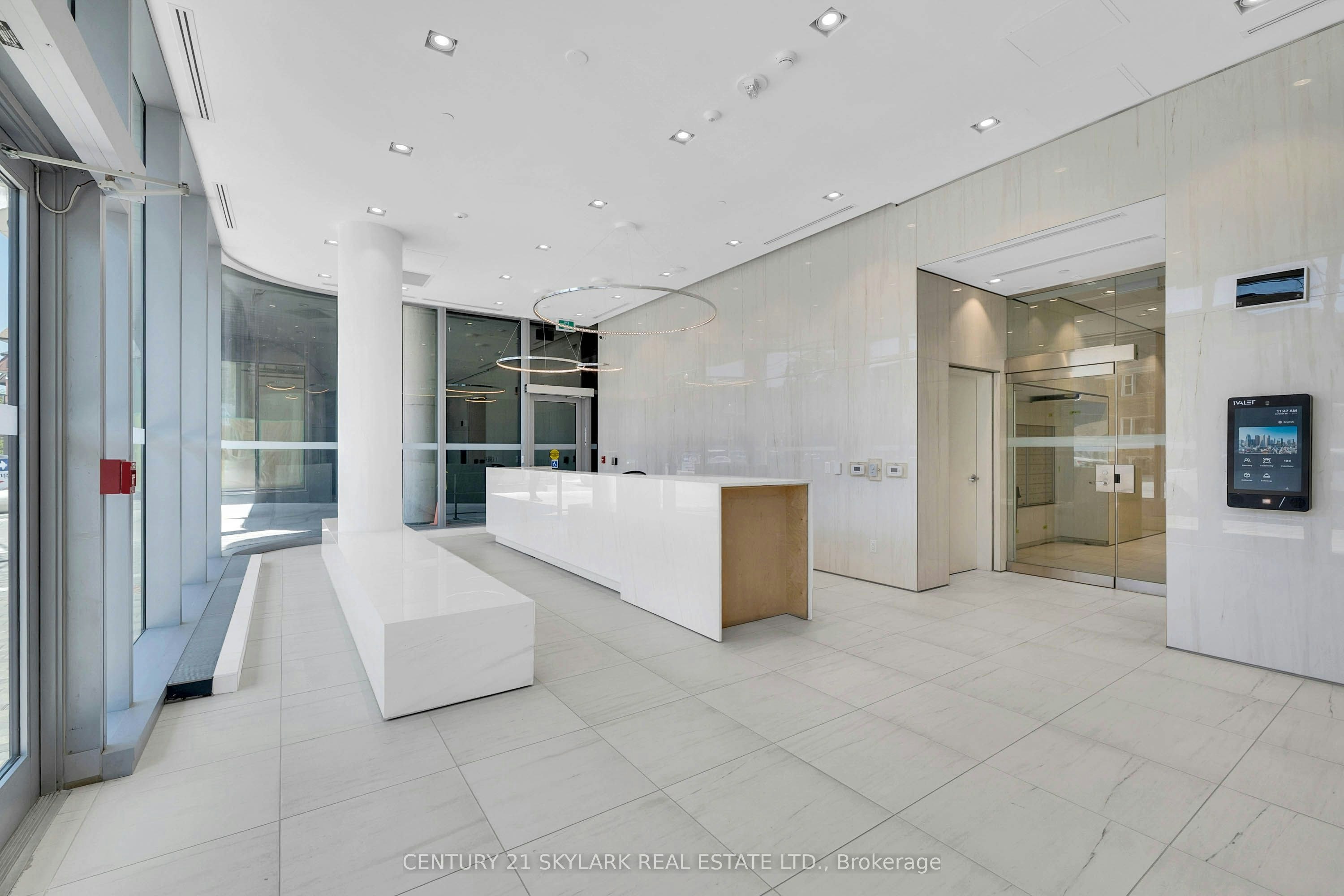 206-322 Dupont Street, Toronto, ON, M5R 0E3 - 2