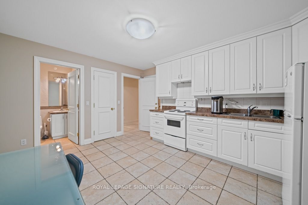 428 Glengrove Avenue, Toronto, ON, M5N 1X2 - 27