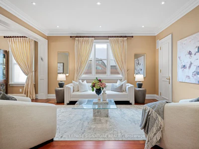 428 Glengrove Avenue - 2